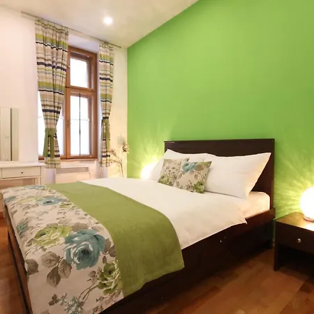 Apartament City Residence Apartment